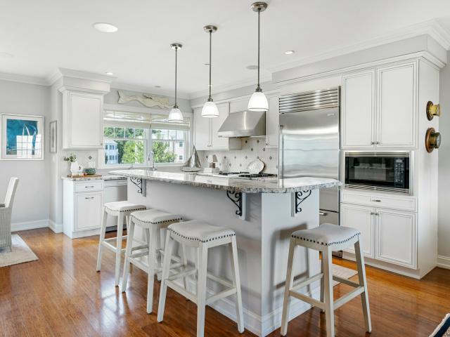 Townhouse for sale in Plymouth