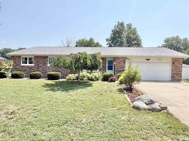 House for sale in Knoxville, Illinois
