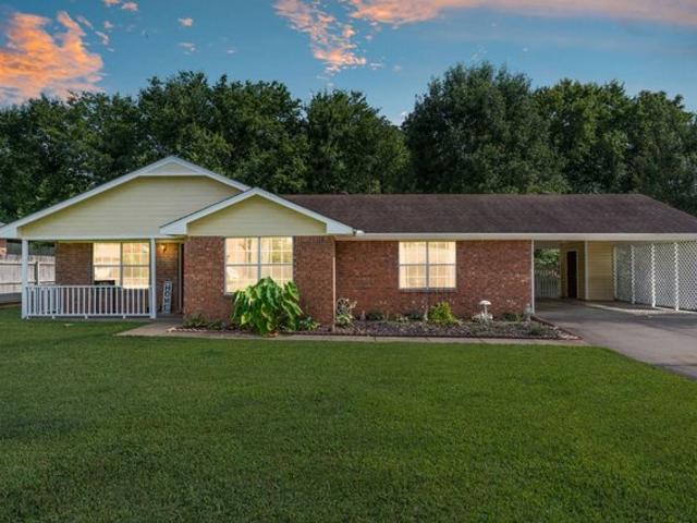 House for sale in Fort Gibson, Oklahoma
