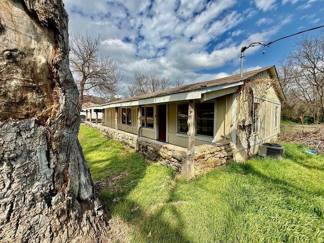 House for sale in Mineral Wells, Texas