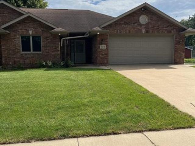 Townhouse for sale in Epworth, Iowa