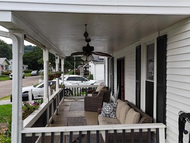 House for sale in Newcomerstown, Ohio