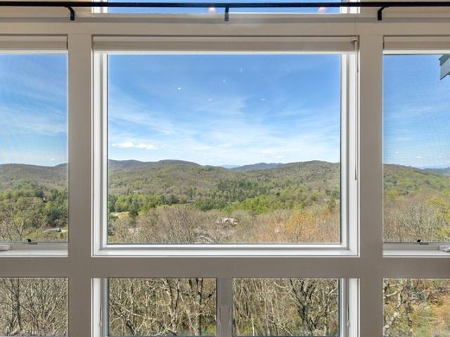 Condo for sale in Highlands, North Carolina