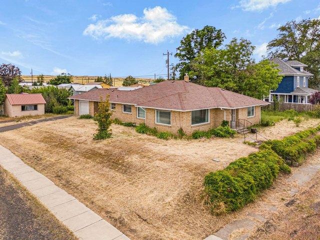 House for sale in Sprague, Washington