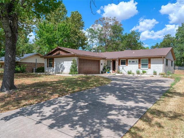 House for sale in Bonham, Fannin County