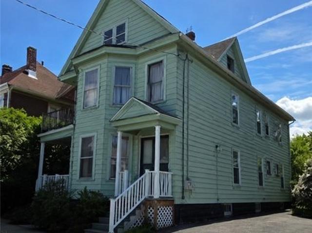 House for sale in Syracuse, New York