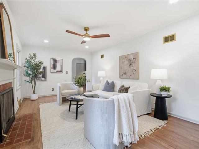 House for sale in Mission Ridge, Roeland Park