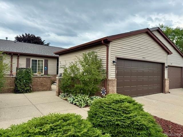 Condo for sale in Grand Blanc, Michigan