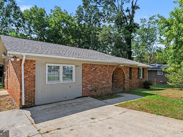 House for sale in Stone Mountain, DeKalb County