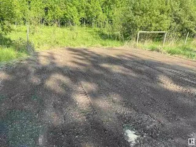 House for sale in Alberta