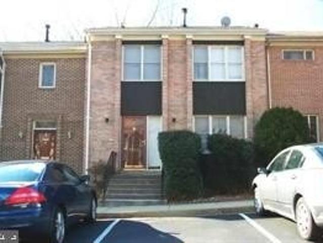 Townhouse for sale in Virginia