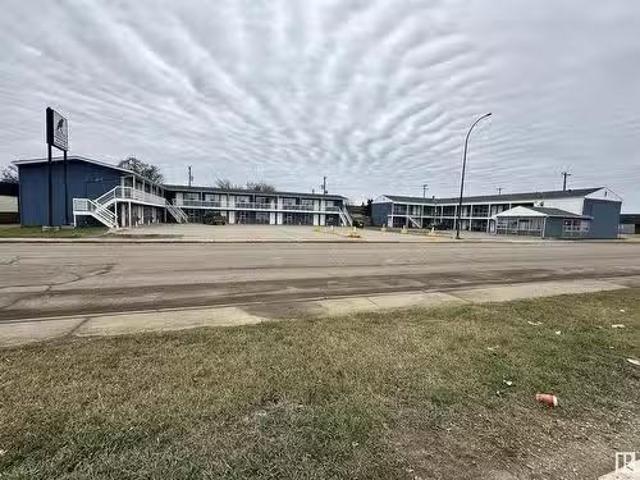 House for sale in High Prairie, Alberta