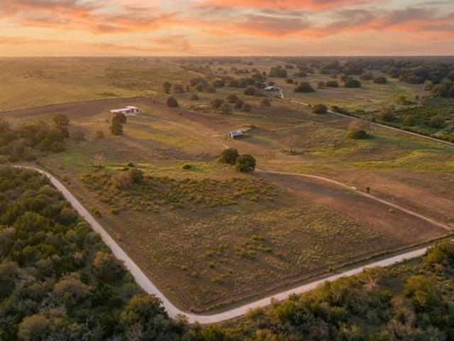 Farm for sale in Flatonia, Texas