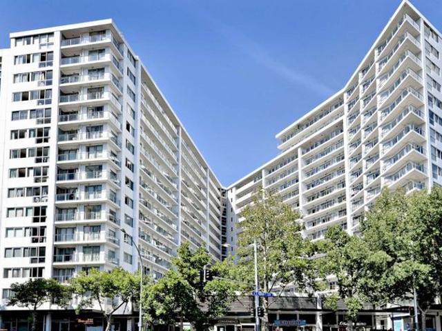 Apartment for rent in Mechanics Bay, Auckland