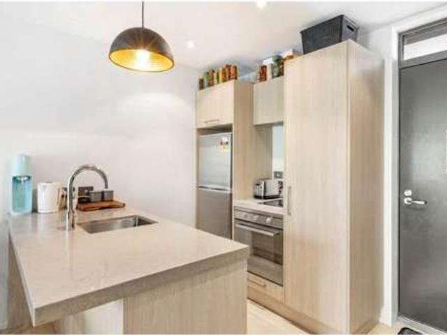 Apartment for rent in Freemans Bay
