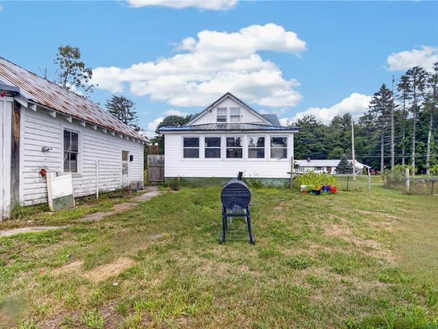 House for sale in Oneida, New York