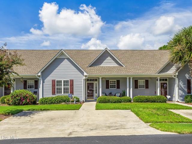 Townhouse for sale in Southport, North Carolina