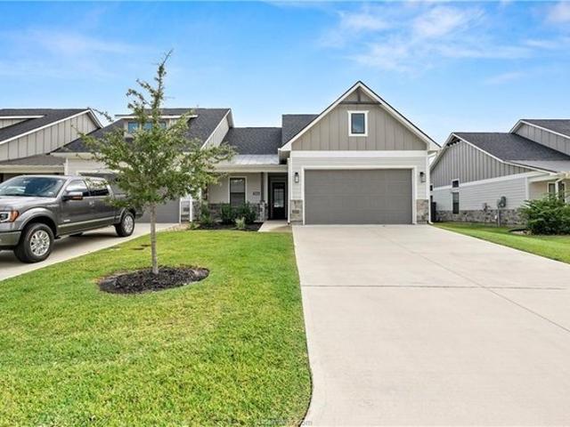 Townhouse for sale in Bryan, Texas