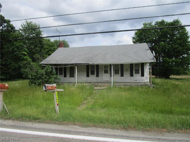 House for sale in Thompson, Ohio