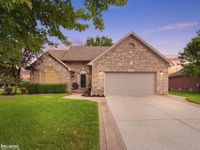 House for sale in Macomb Township, Macomb County