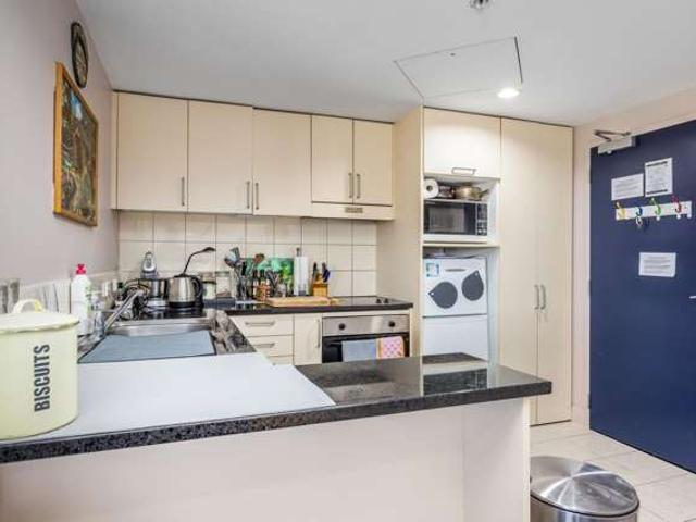 Apartment for sale in Takapuna, Oroua County