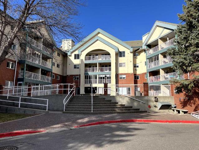 Apartment for sale in Lethbridge, Alberta
