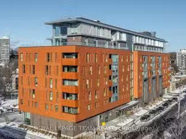 Condo for sale in Vanier, Ontario