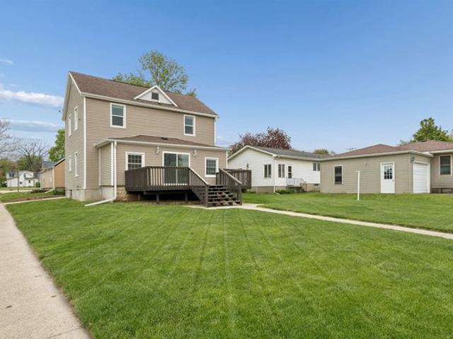 House for sale in Cascade, Iowa