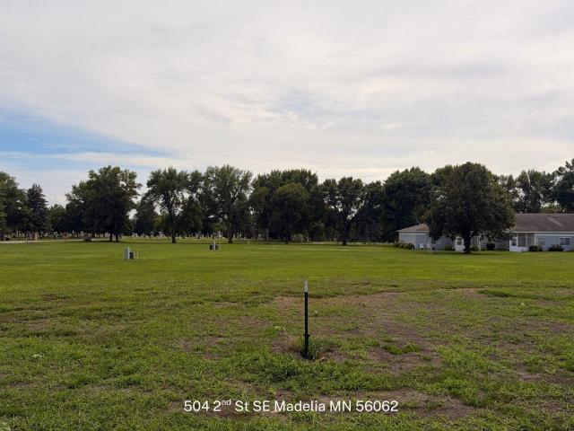 Land for sale in Madelia, Minnesota