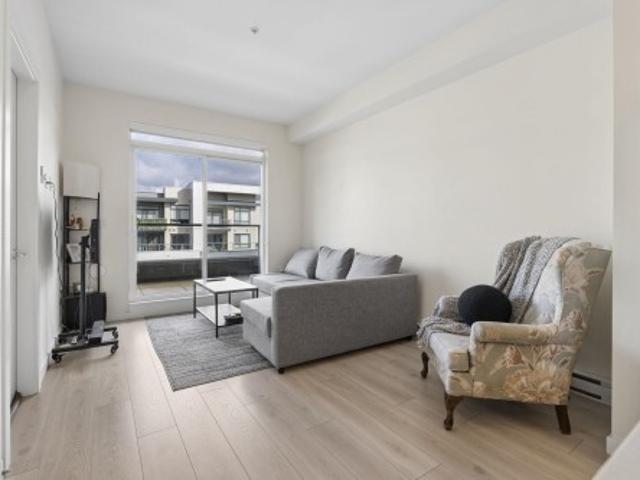 Property for sale in Willoughby Town Centre, Township of Langley
