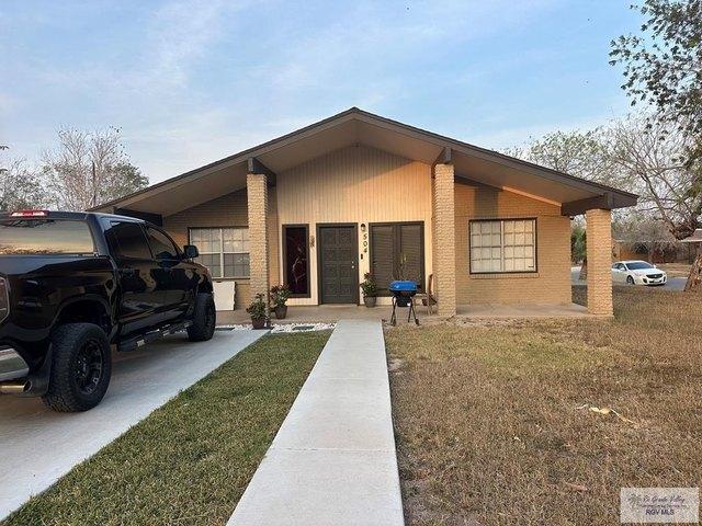 House for sale in Cameron, Texas