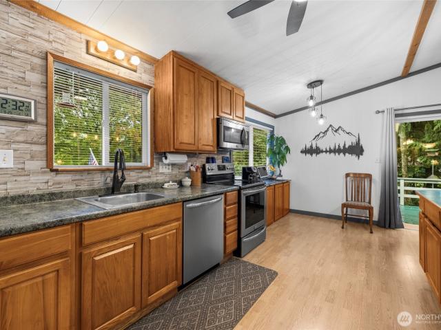 House for sale in La Conner, Skagit County