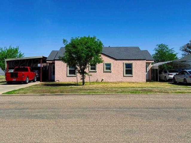 House for sale in Sunray, Texas