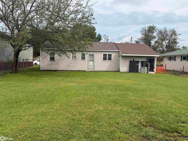 House for sale in New London, Iowa