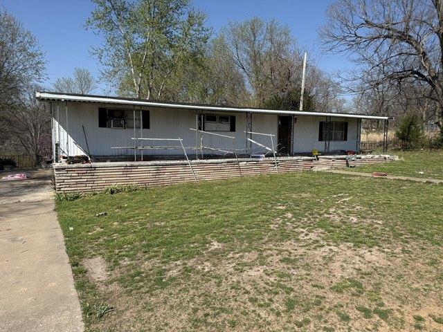 House for sale in Stone, Missouri