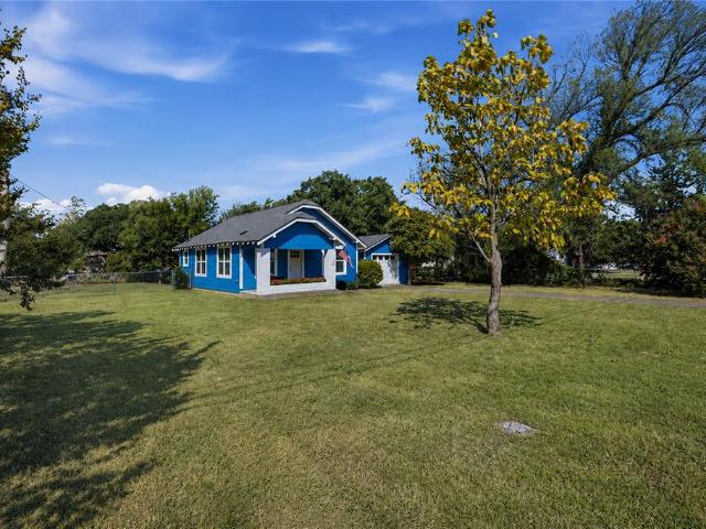House for sale in Millsap, Parker County