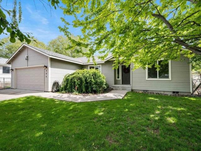 House for sale in Benton City, Washington