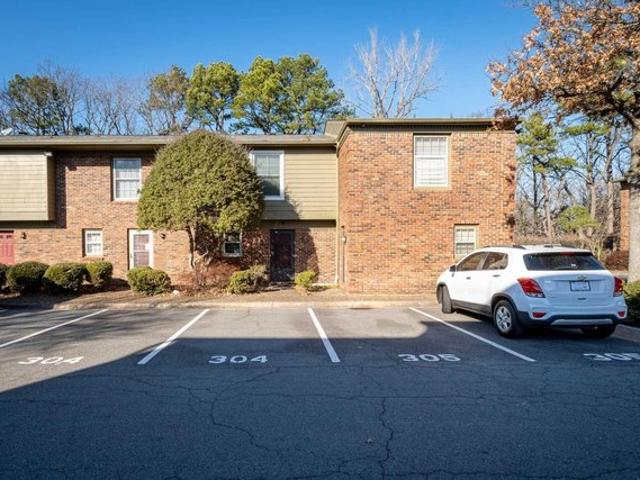 Townhouse for sale in Ark