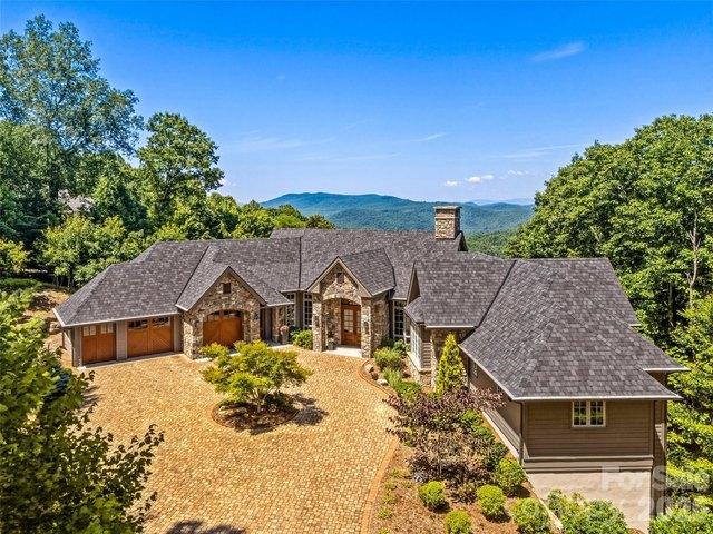 House for sale in Hendersonville, North Carolina
