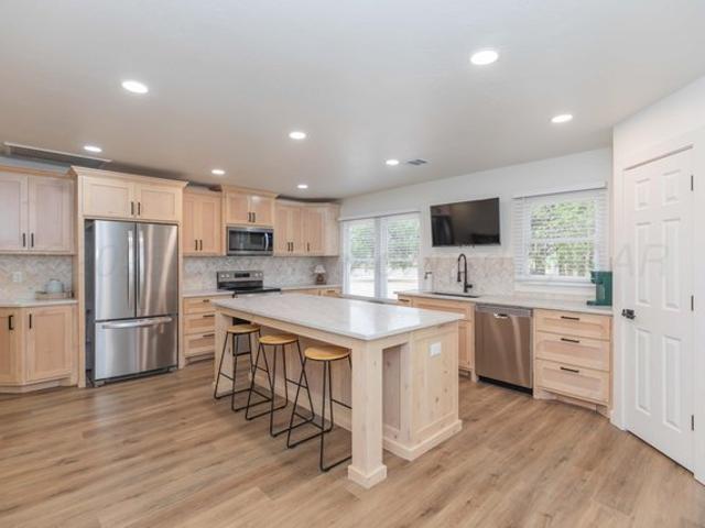 House for sale in Armstrong, Texas