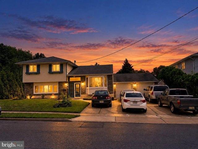 House for sale in Clements Bridge, Runnemede