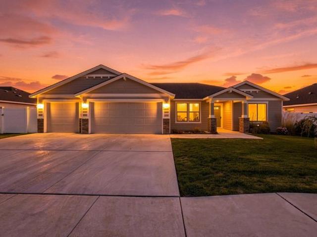 House for sale in Grandview, Washington