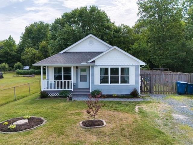 House for sale in Goldsboro, Maryland