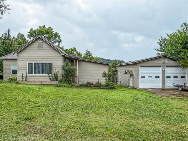 House for sale in Ark