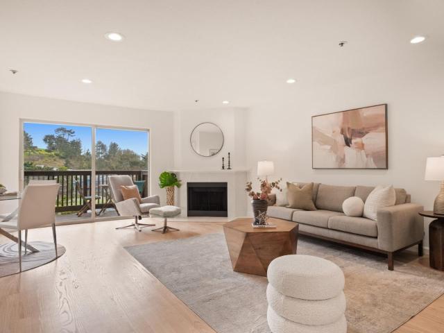 Townhouse for sale in San Mateo, California