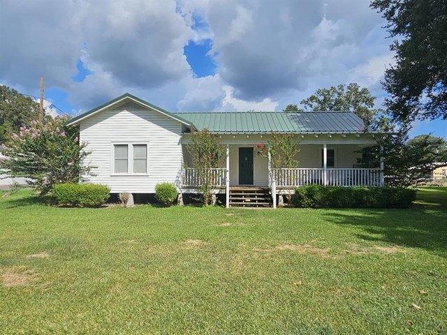 House for sale in Iowa, Calcasieu Parish