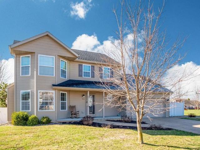 House for sale in Mackinaw, Illinois