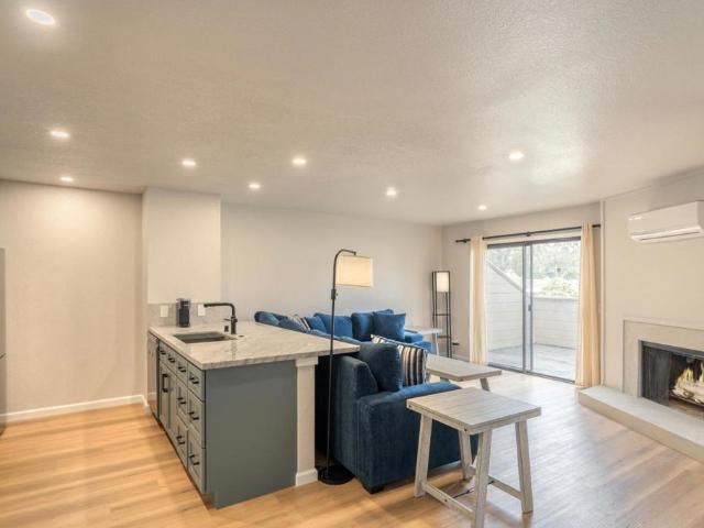 Condo for sale in Del Monte, Monterey