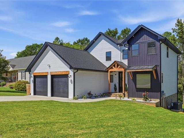 House for sale in Alamance, North Carolina