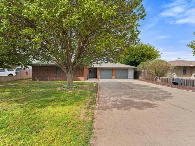 House for sale in Claude, Armstrong County